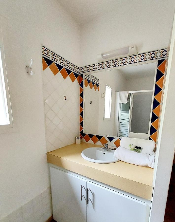 Bungalow Du Jardin Botanique De Десе Екстериор снимка